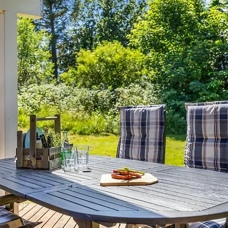 Thorketil - 1-1km From The Sea By Interhome *